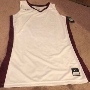 Women’s brand new Nike basketball shirt
